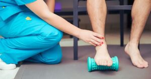 Read more about the article Plantar Fasciitis: Why Your Heel Hurts and What You Can Do About It