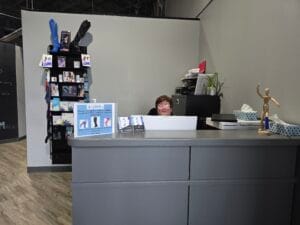 Noshine, a professional physiotherapist in Barrie, offering orthopedic and pelvic floor physiotherapy services