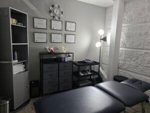 Modern physiotherapy office at Noshine Physiotherapy equipped with advanced tools for comprehensive physical therapy treatments in Barrie