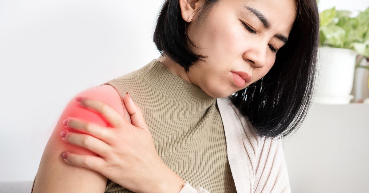 Physiotherapy assessment for shoulder labral tear.